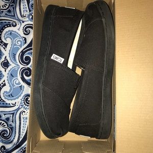 Toms Slip Ons